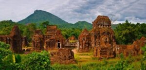 Santuario di My Son: Un Viaggio nel Cuore della Cultura Cham